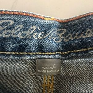 Eddie Bauer Relaxed Boyfriend Jeans in good condition